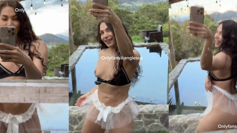 AngieSuz Outdoor Tease - Sexy Body Display